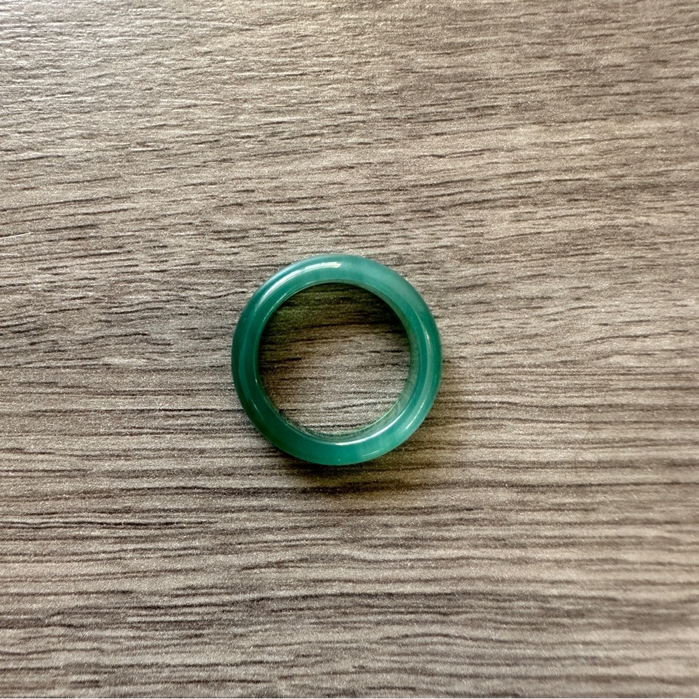 jade ring - Picture 2 of 2